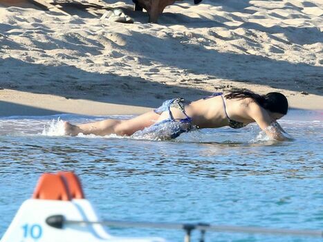 Michelle Rodriguez in a Bikini (18 Photos)