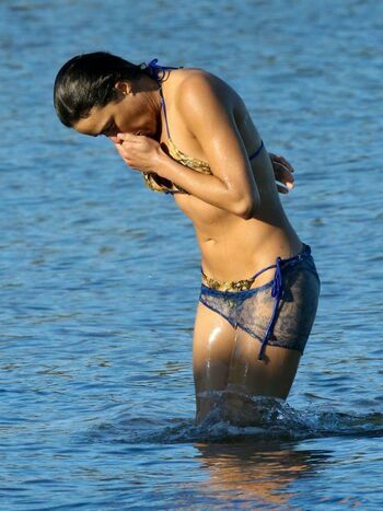Michelle Rodriguez in a Bikini (18 Photos)