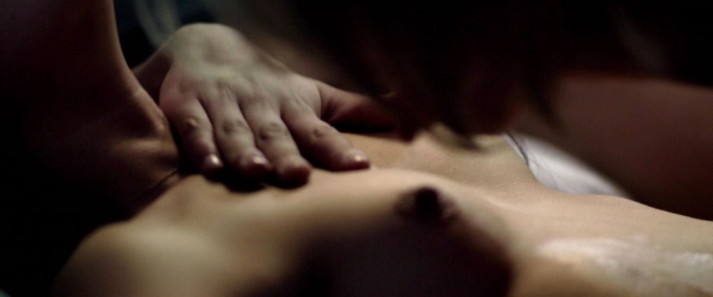 Ana de Armas, Lorenza Izzo Nude – Knock Knock (20 Pics + GIFs &amp; Video)