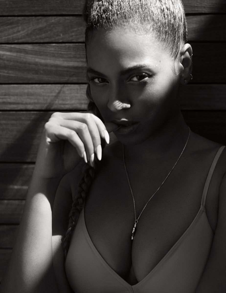 Beyonce Sexy (13 Photos)