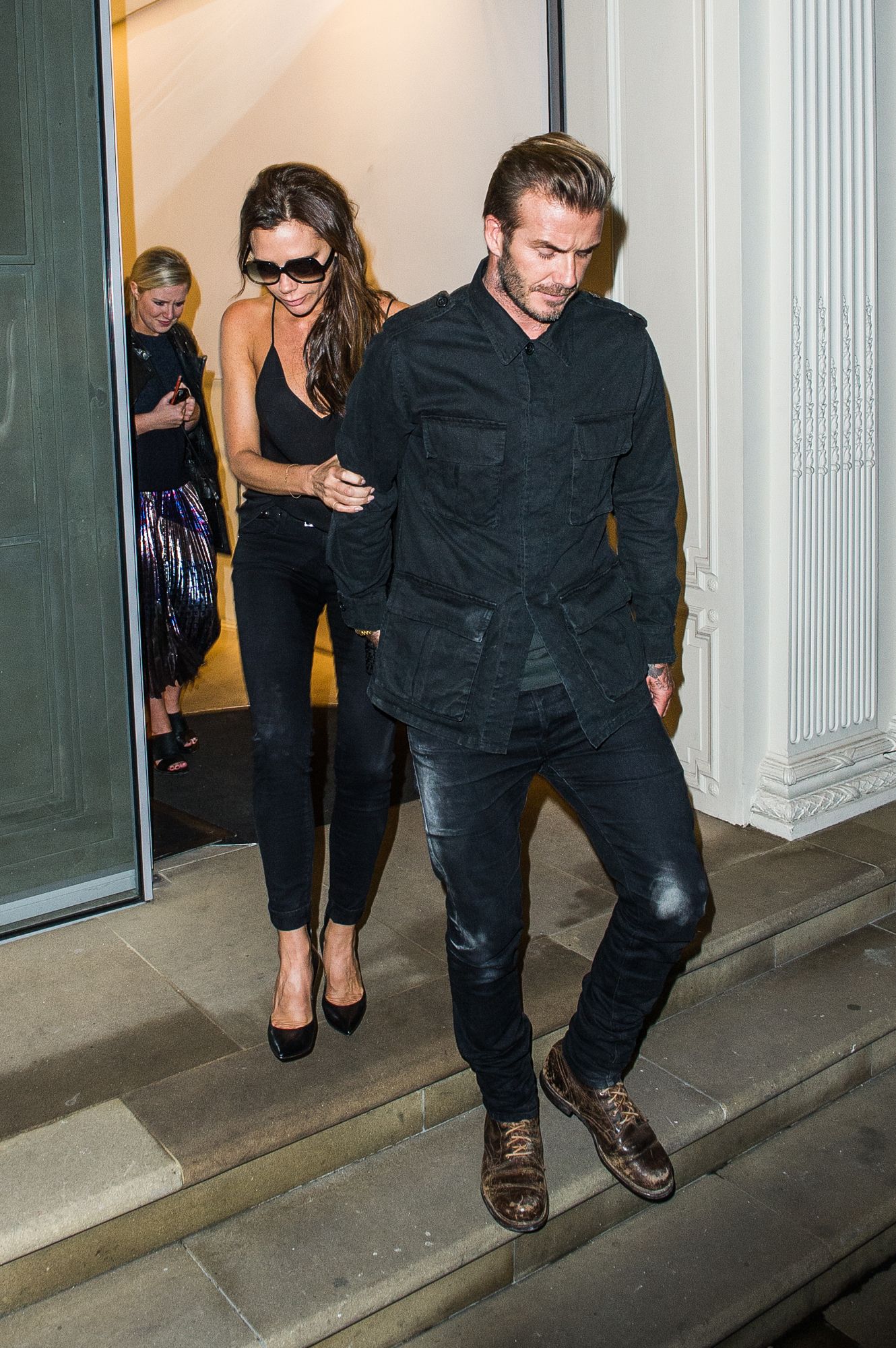 Victoria Beckham Wet Jeans (8 Photos)