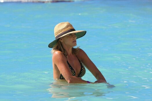 Julie Benz / juliebenz / juliebenzmft Nude Leaks Photo 43