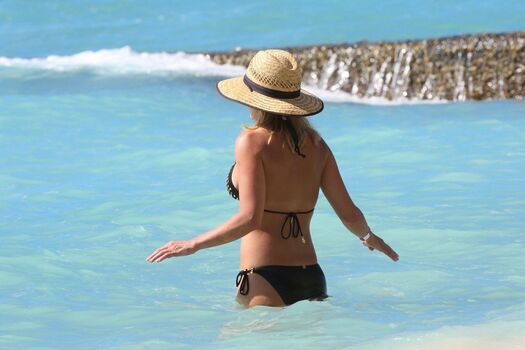 Julie Benz / juliebenz / juliebenzmft Nude Leaks Photo 37