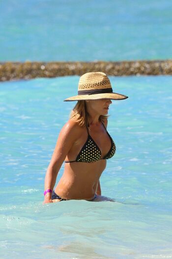 Julie Benz / juliebenz / juliebenzmft Nude Leaks Photo 38