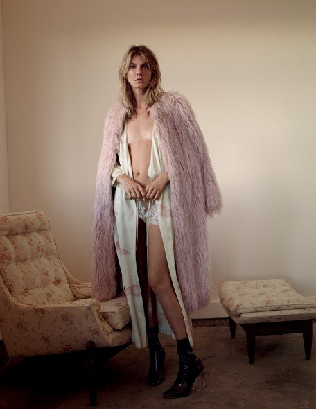 Angela Lindvall Topless &amp; See Through (8 Photos)