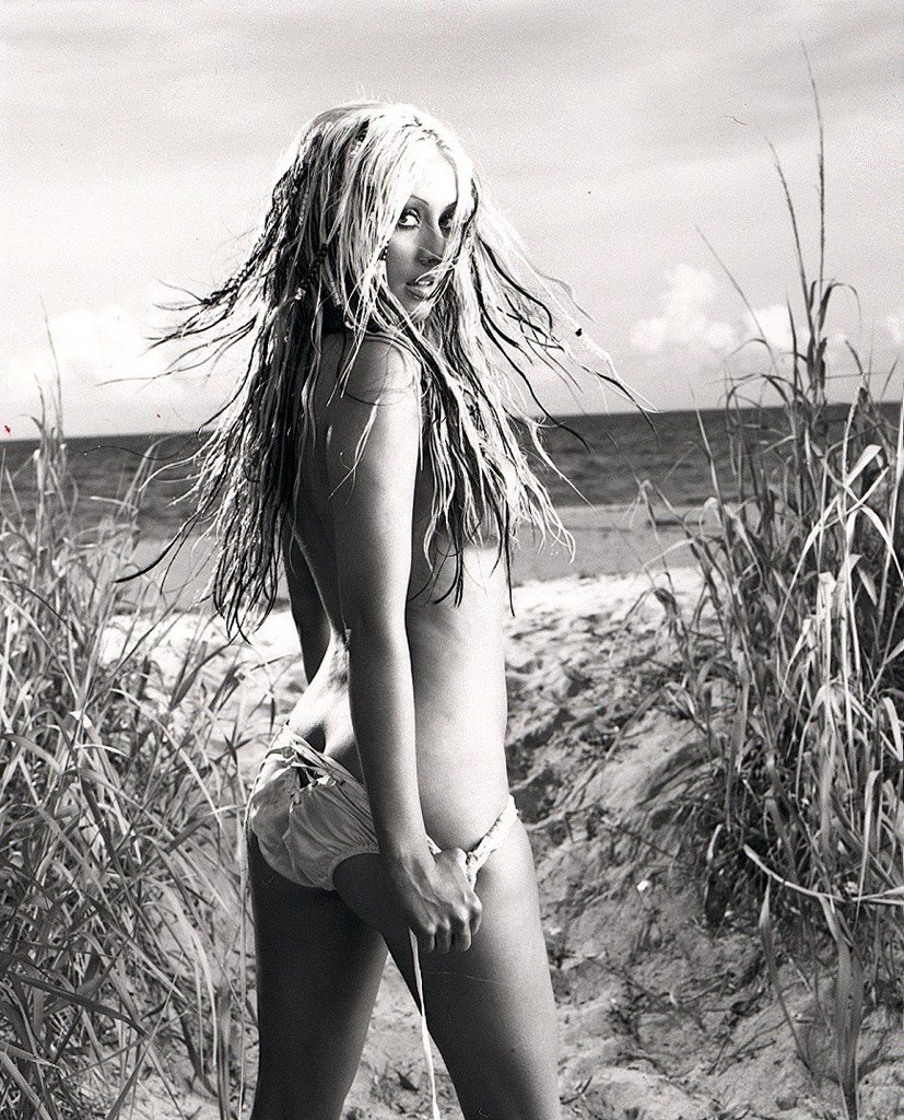 Christina Aguilera Topless (49 Photos)