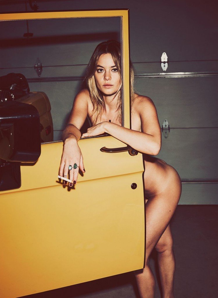 Camille Rowe Nude &amp; Sexy (12 Photos)
