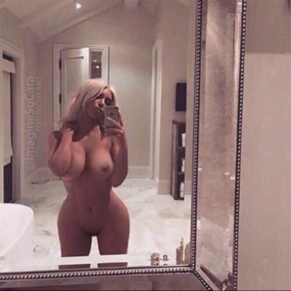 Kim Kardashian Uncensored Selfie (1 Photo)