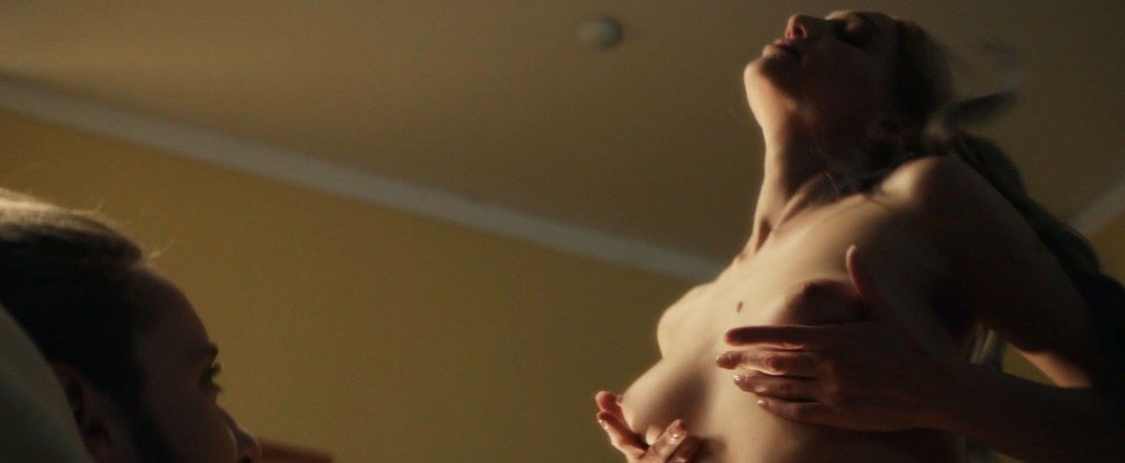 Autumn Kendrick Nude – The Girl In The Photographs (2015) HD 1080p