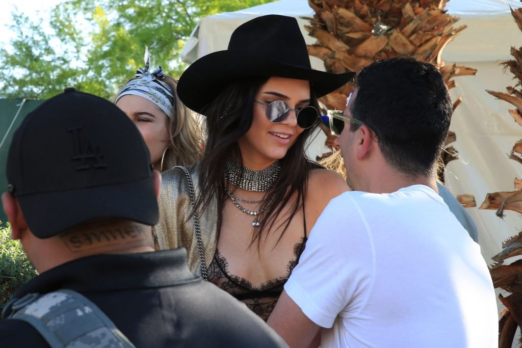 Kendall Jenner See Through (8 Photos)