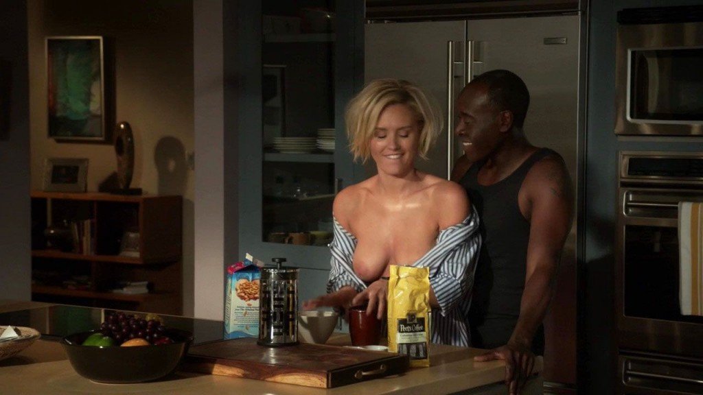 Nicky Whelan Nude – House of Lies (2016) s05e01 – HD 720p