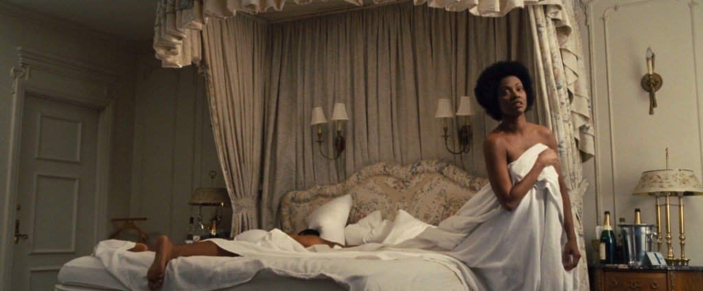 Zoe Saldana Nude 3