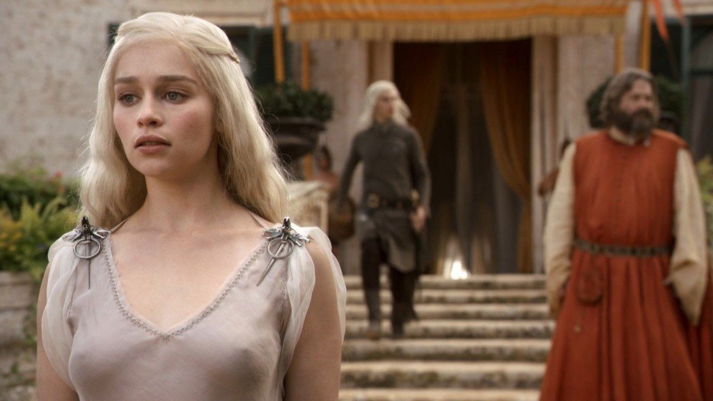 Emilia Clarke Nude – Game of Thrones (2011) s01 – HD 1080p