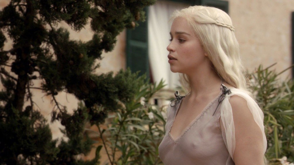 Emilia Clarke Nude – Game of Thrones (2011) s01 – HD 1080p