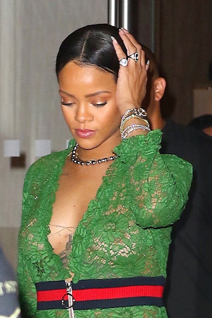 Rihanna See Through (44 Photos)