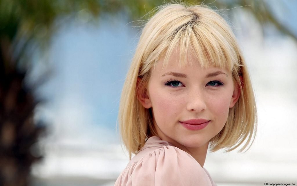 Haley Bennett Nude &amp; Sexy (100 Photos &amp; Videos)