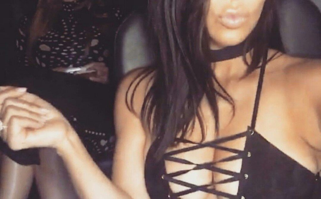 Kim Kardashian Cleavage (8 Photos)