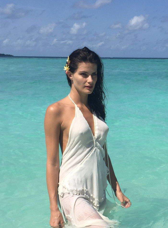 Leaked isabeli fontana nude and topless photos