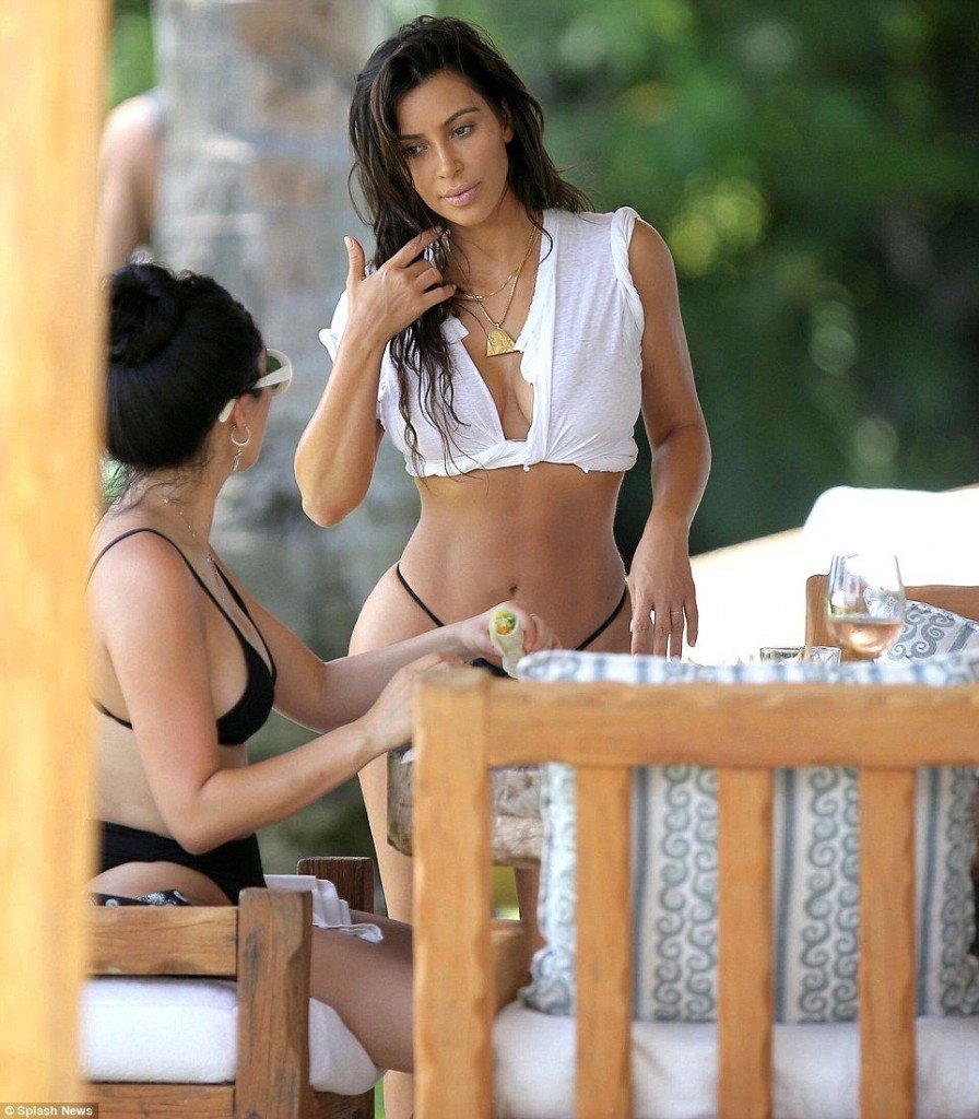 Kim Kardashian See Through (16 Photos)