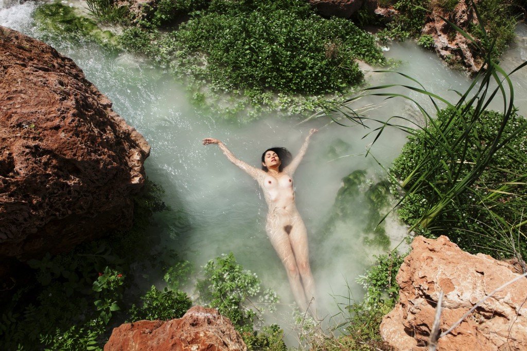 Lela Loren Naked (40 Photos)