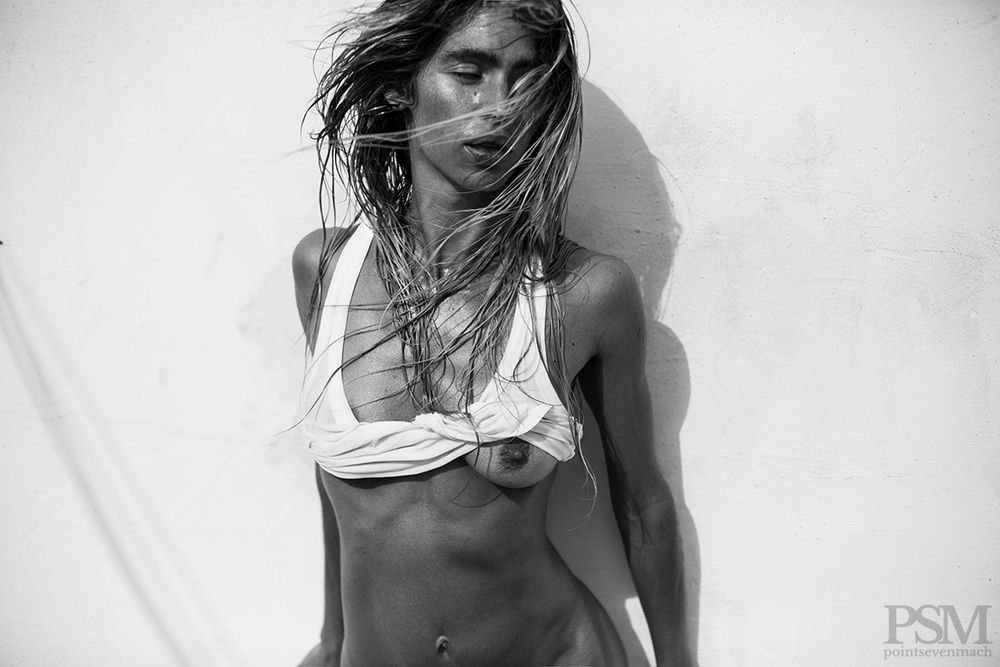 Minerva Portillo Nude &amp; Sexy (7 Photos)