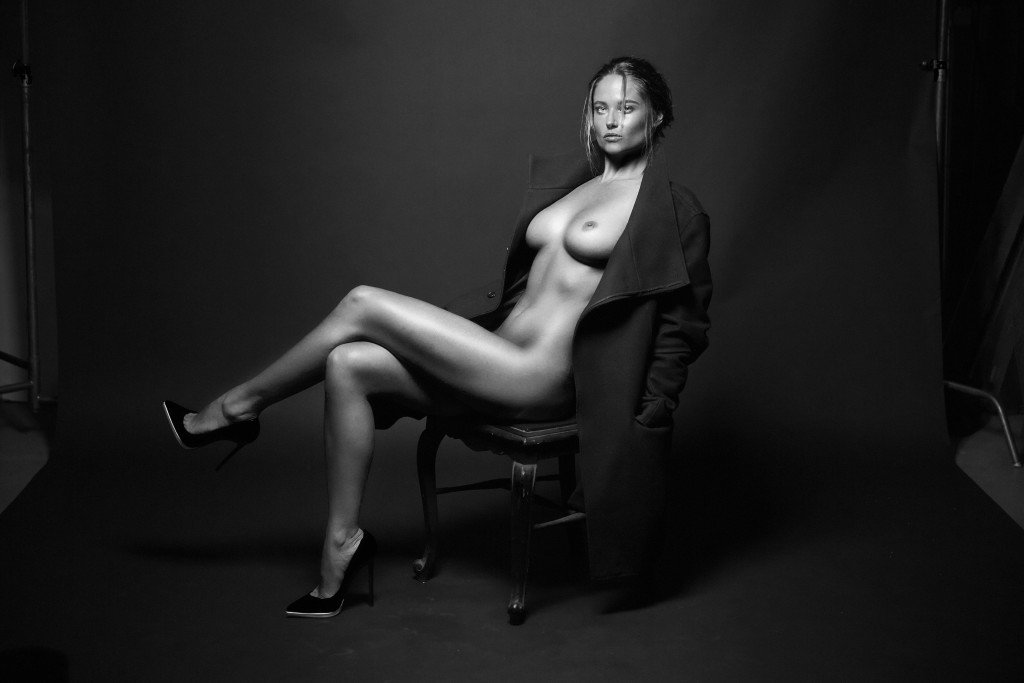 Genevieve Morton Nude &amp; Sexy (11 Photos)