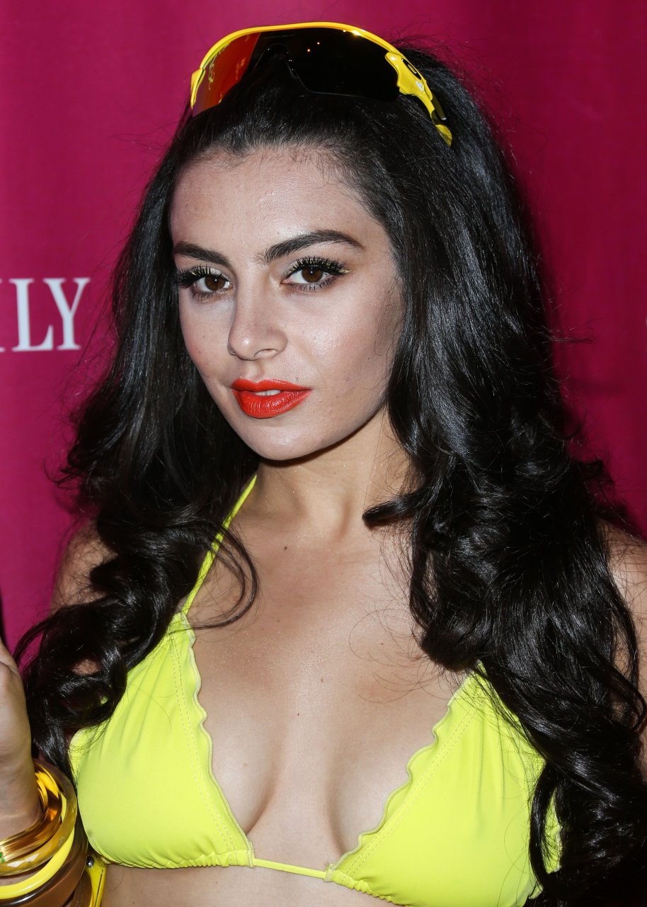 Charli Xcx Sexy 55 Photos Thefappening 