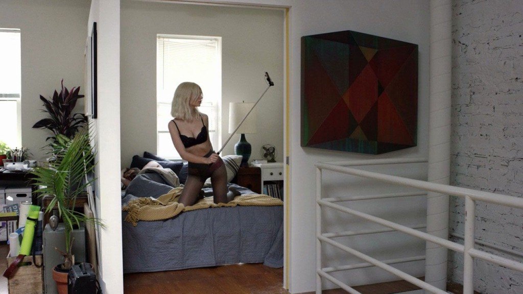 Emily Ratajkowski Sexy – Easy (2016) s01e05 – HD 720p