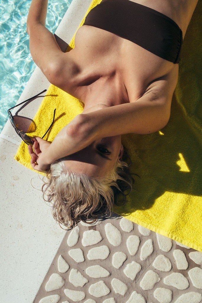 Julia Almendra Sexy &amp; Topless (25 Photos)