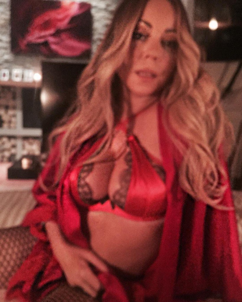 Mariah Carey Sexy (3 Photos)