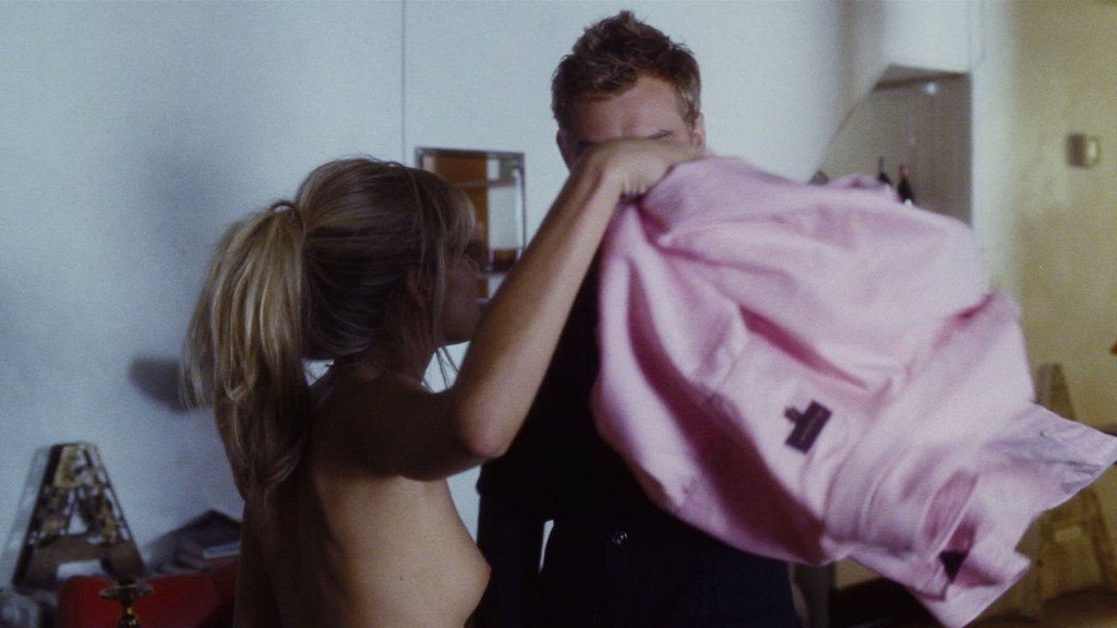 Sienna Miller Nude – Alfie (2004) HD 1080p