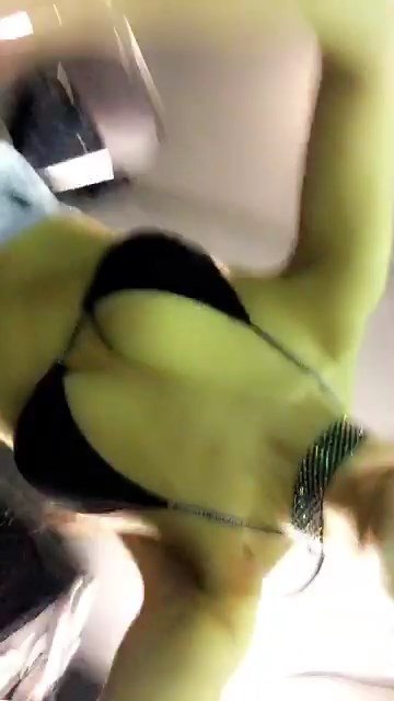 Charli XCX Sexy (37 Photos + 7 Videos)