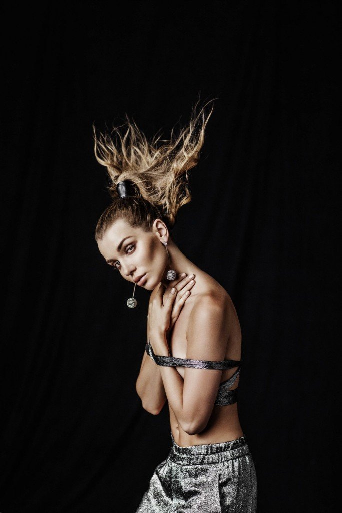 Daria Konovalova Nude &amp; Sexy (5 Photos)
