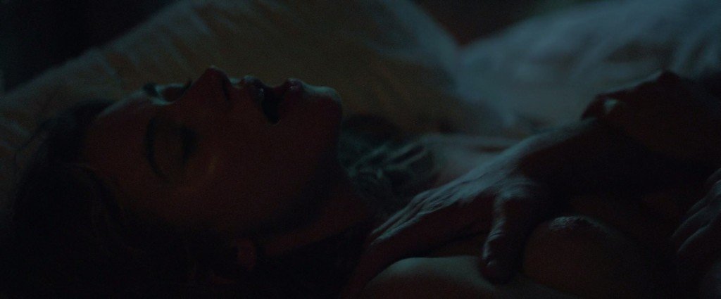 Imogen Poots Nude – Frank &amp; Lola (2016) 1080p
