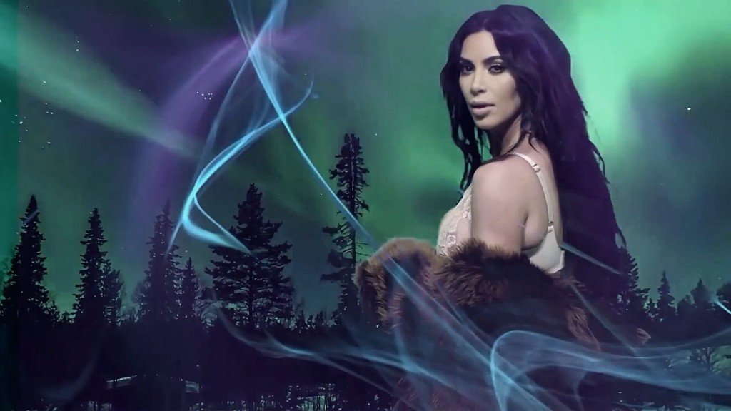 Kim Kardashian Sexy – 2016 LOVE Advent (Day 12)