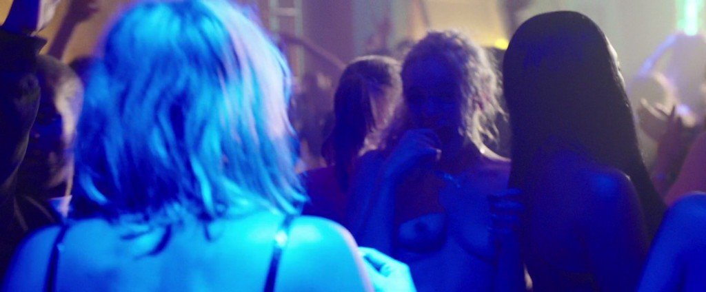 Morgan Saylor Nude – White Girl (2016) HD 1080p