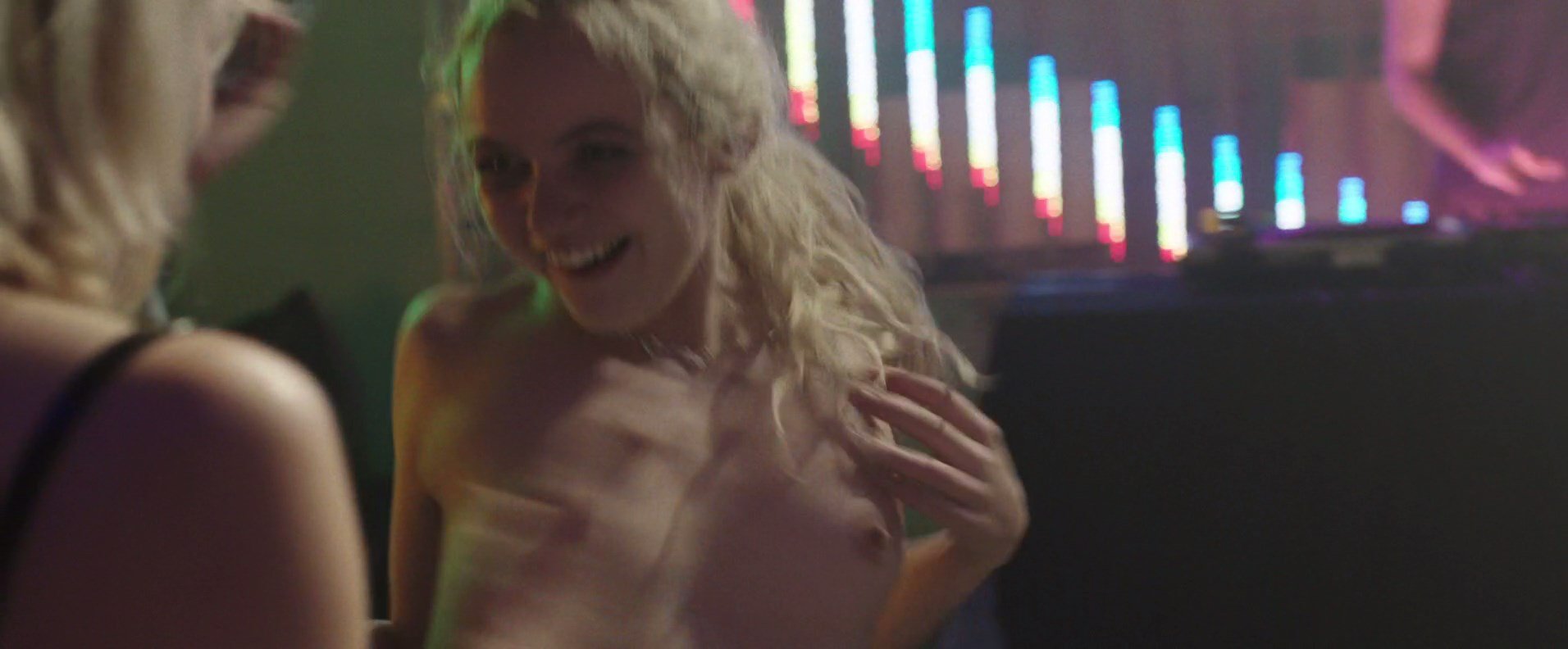 Morgan Saylor Nude - White Girl (2016) HD 1080p.