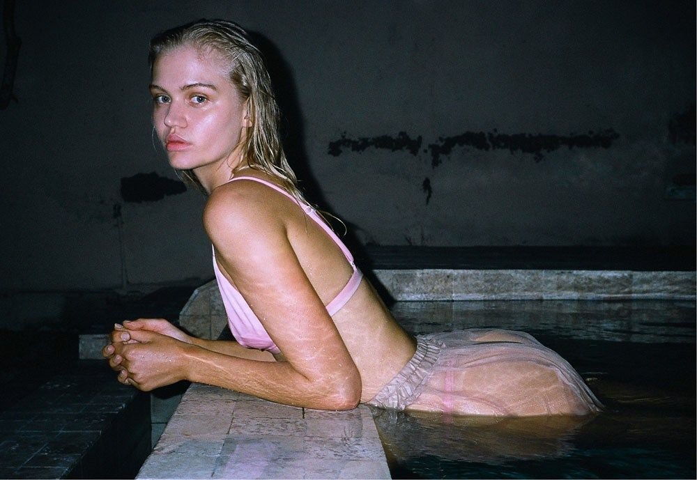 Rebecca Szulc Sexy and Topless (15 Photos)