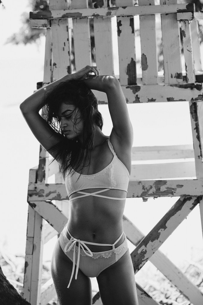 Shanina Shaik Sexy &amp; Topless (76 Photos)