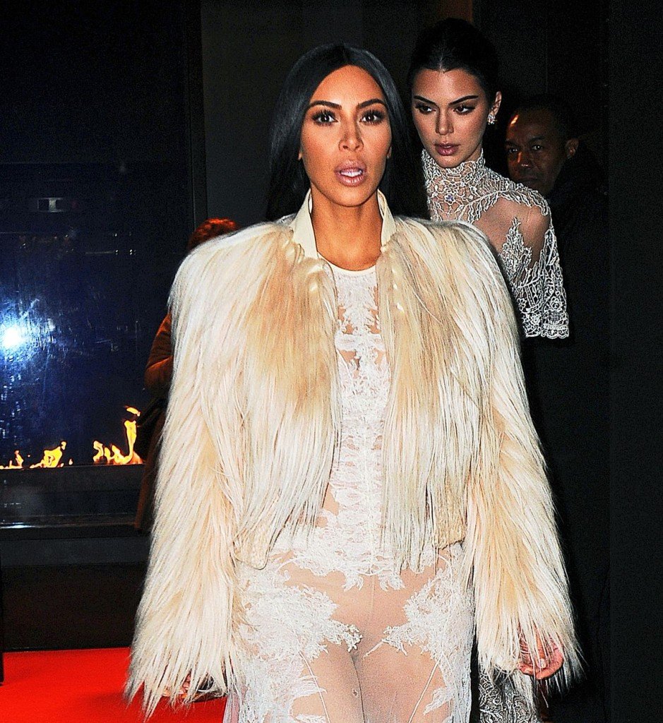 Kim Kardashian and Kendall Jenner Sexy (51 Photos + 3 GIFs)