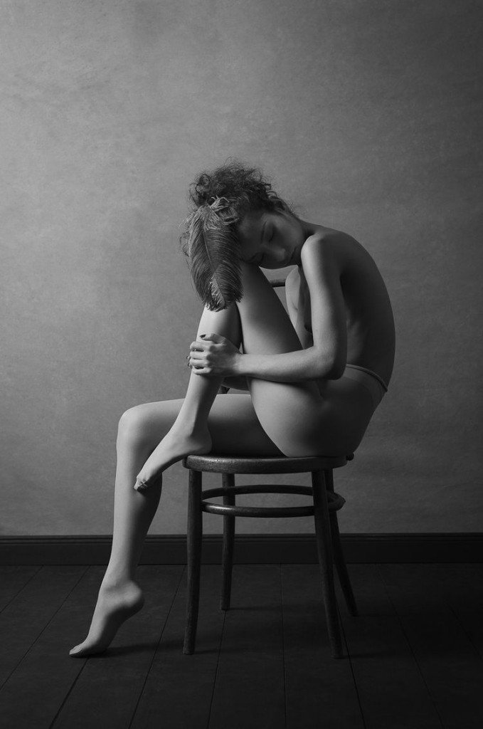 Emilie Payet Naked (15 Photos)