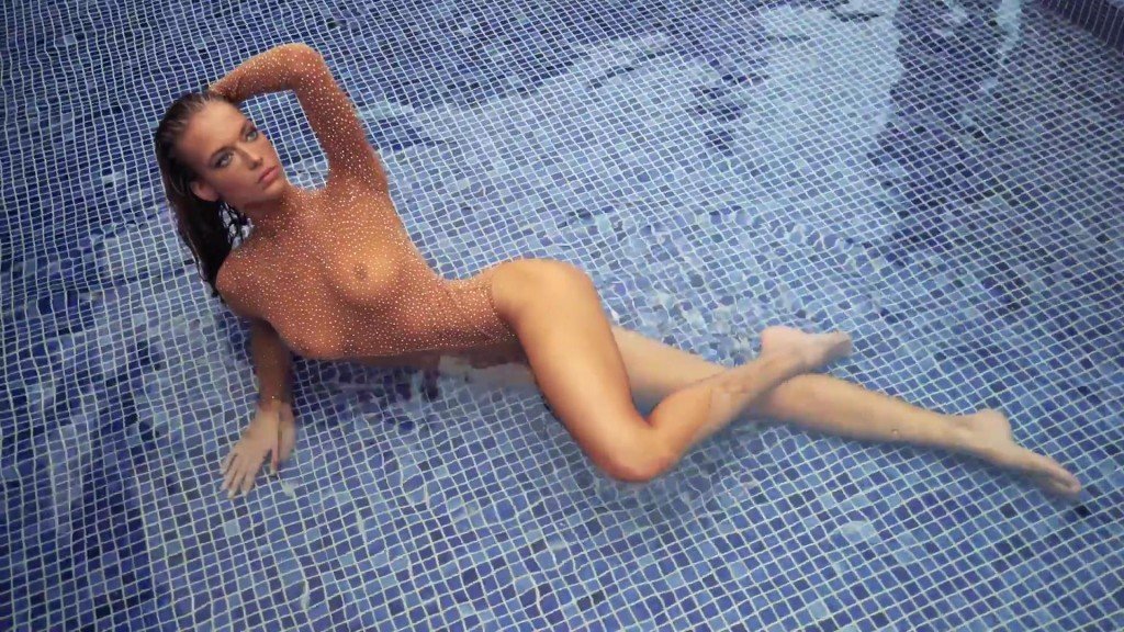 Hannah Ferguson Sexy – 2017 ‘Sports Illustrated’ Swimsuit Issue