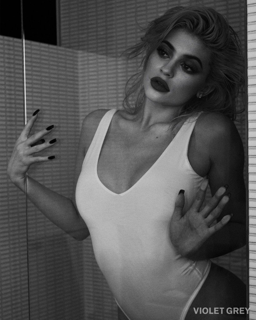 Kylie Jenner (9 New Photos)