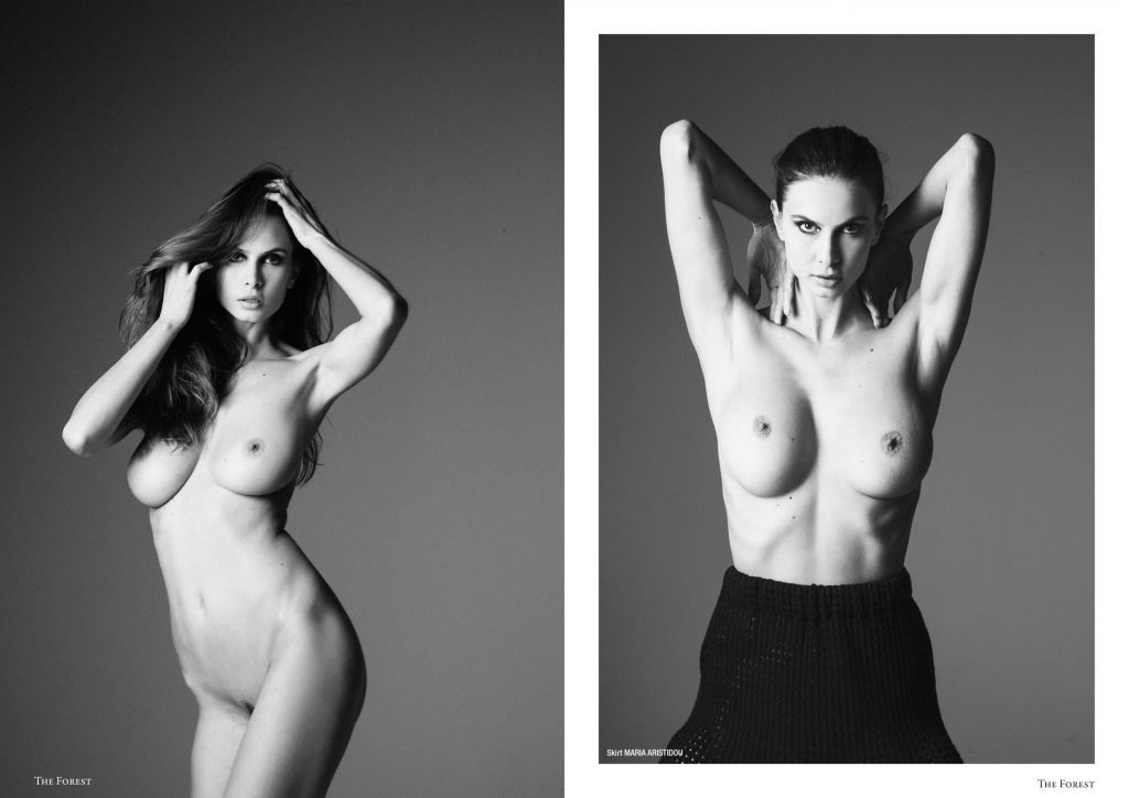 Alexandra Zimny Nude &amp; Sexy (8 Photos)