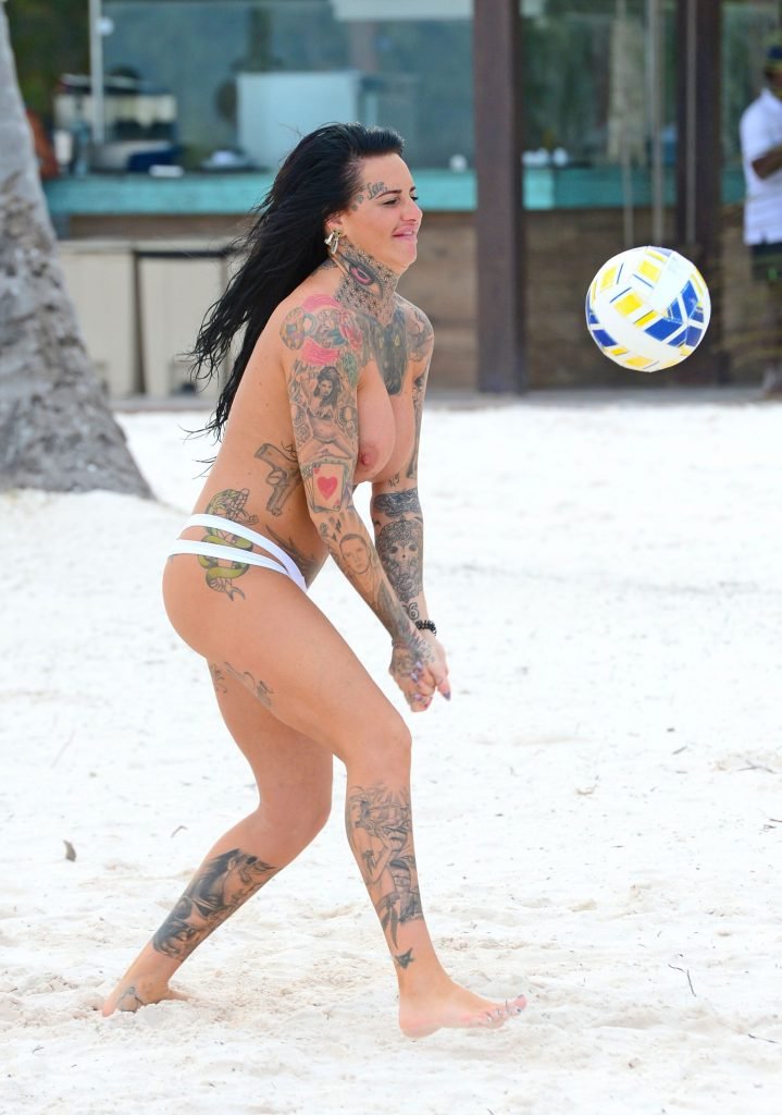 Jemma Lucy Topless &amp; Chantelle Connelly Sexy (62 Photos)