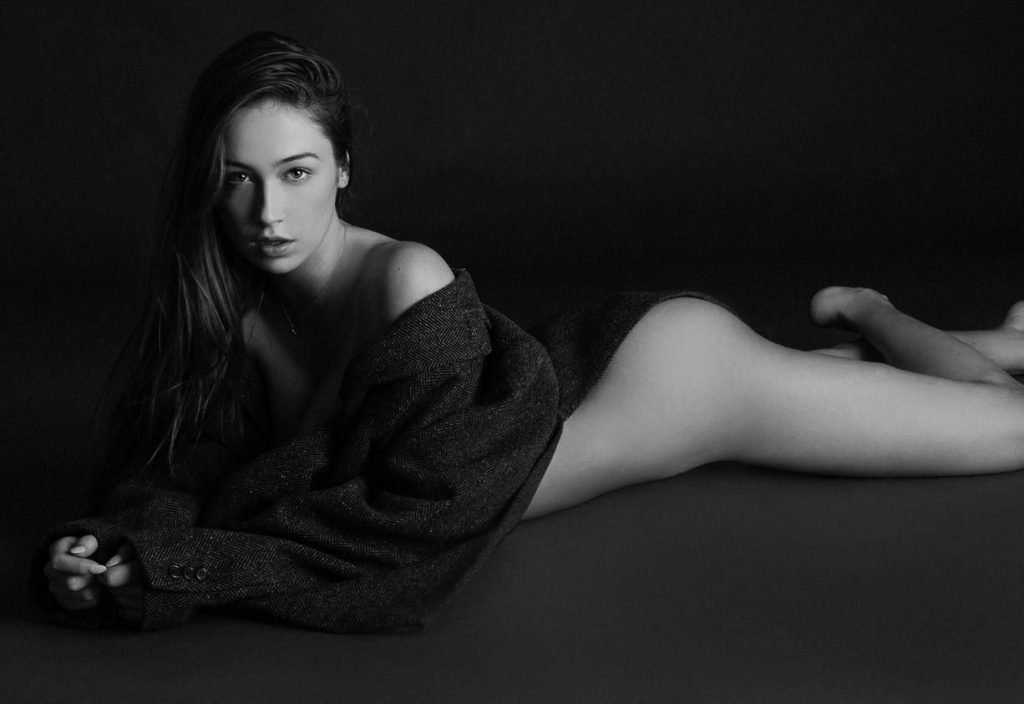 Elsie Hewitt Nude &amp; Sexy (119 Photos + Videos)