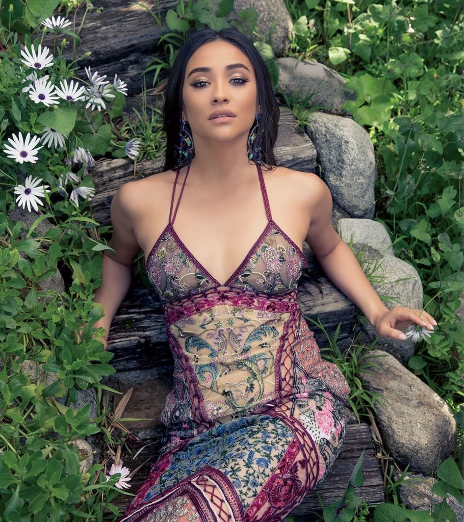 Shay mitchell fappening