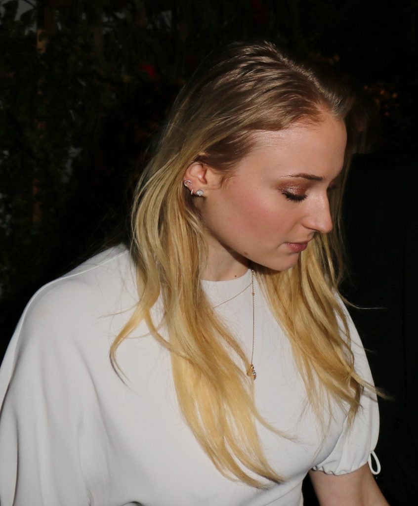 Sophie Turner’s Pokies (4 Photos)