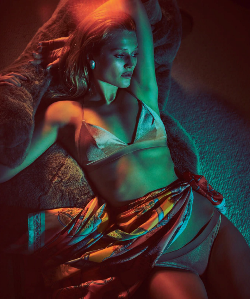 Toni Garrn See Through &amp; Sexy (28 Photos)
