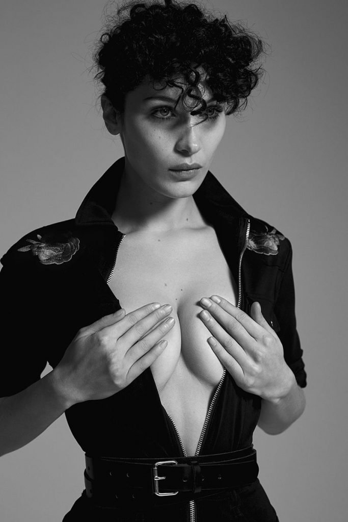 Bella Hadid Sexy &amp; Topless (18 Photos)
